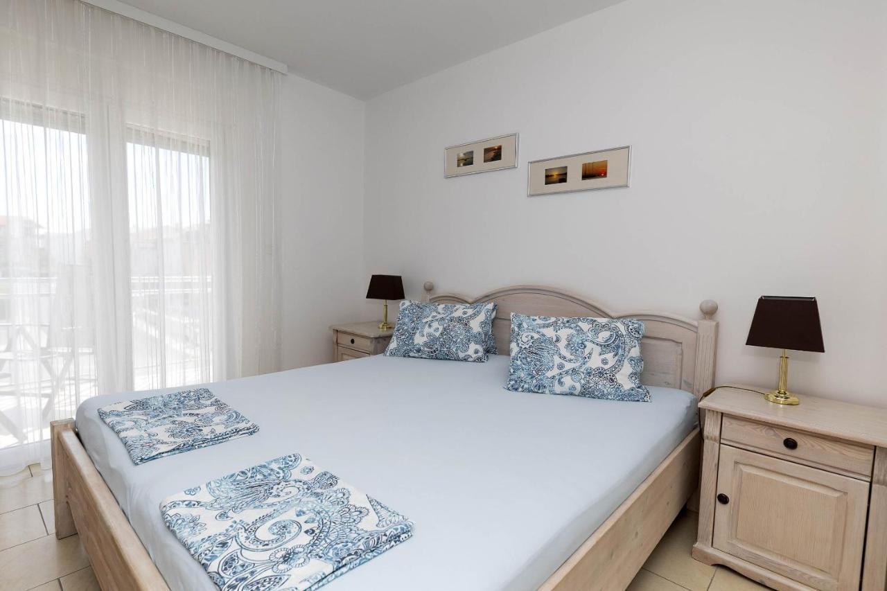 Apartmani Dea Crikvenica Eksteriør bilde