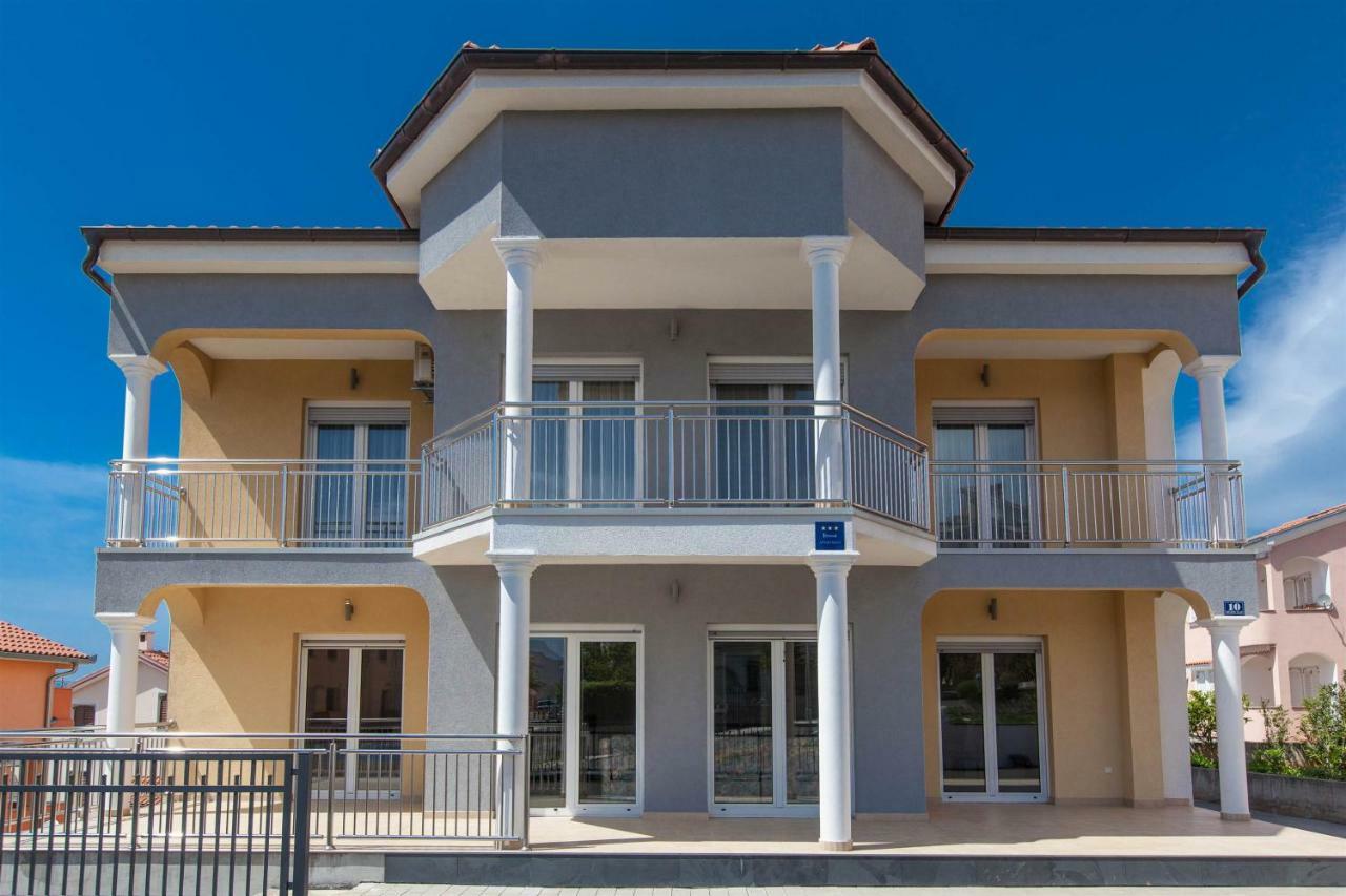 Apartmani Dea Crikvenica Eksteriør bilde